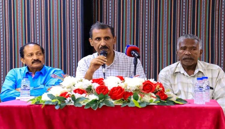 باتيس يعقد اجتماعًا موسعًا برؤساء مراكز انتقالي المكلا ويؤكد وحدة الصف والحشد لمليونية الاثنين القادم