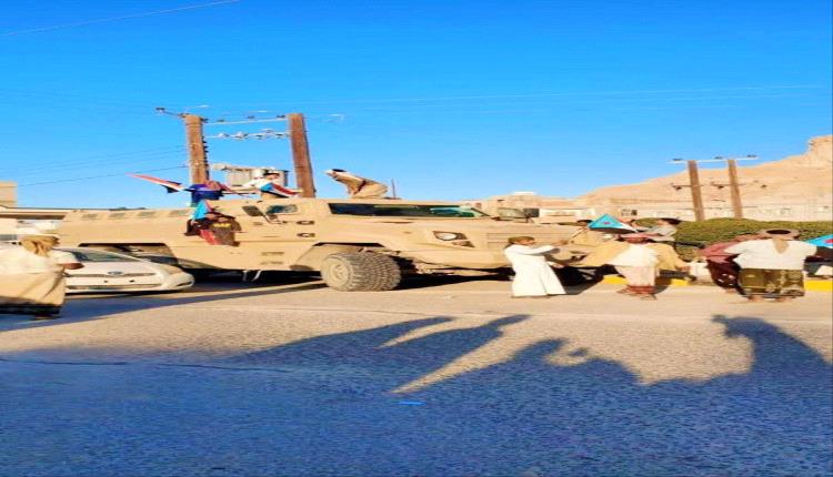 مليونية سيئون: المدرعات تتحول منصة احتفال والدعم الشعبي للقوات الجنوبية يتجلى