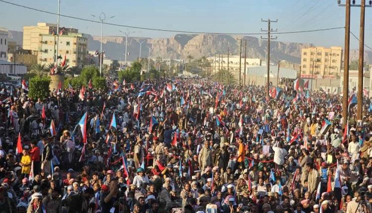 مليونية سيئون تؤكد: تأمين وادي وصحراء حضرموت استحقاق جنوبي وخطوة حاسمة لترسيخ الأمن