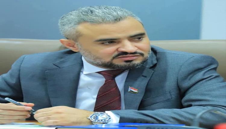 ‏رئيس هيئة الإعلام والثقافة عبدالعزيز الشيخ: وزير الإعلام تجاوز اختصاصاته بتناول قضايا دستورية وسيادية