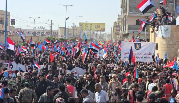مليونية شبوة تطالب بإعلان دولة الجنوب العربي وتثمن الانتصارات الجنوبية