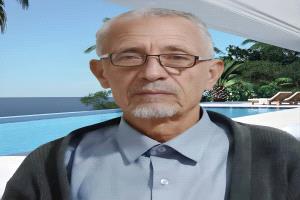 الأستاذ القدير علي عبدالرب شيخ سالم شخصية تربوية متميزة وموجه فني ومدرب مقتدر