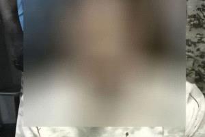 أمن عدن يوقف متهمًا ألقى قنبلة على منزل أسرته في الشيخ عثمان