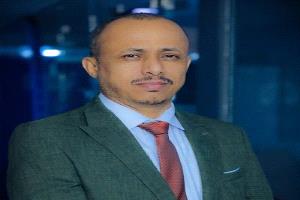 على رشاد العليمي مغادرة مقر إقامته والتوجه إلى مأرب أو باب اليمن