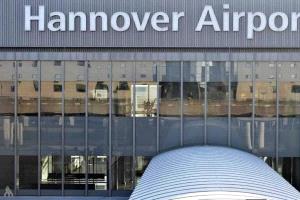ألمانيا تغلق مطار هانوفر بعد رصد طائرات مسيرة في أجوائه