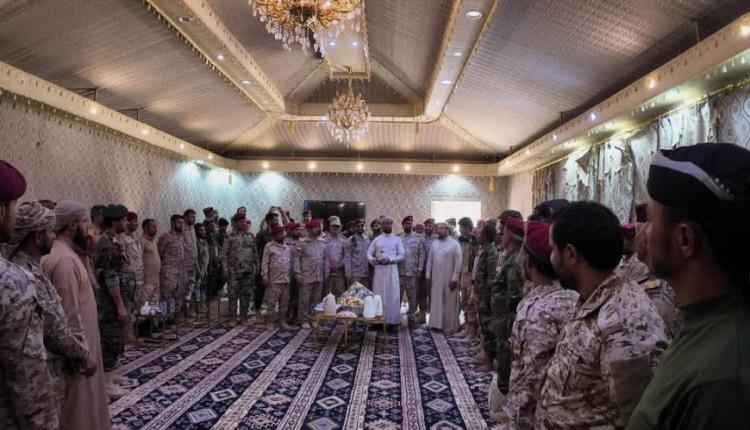 اللواءرداد الهاشمي يطلق أولى خطواته الميدانية بلقاء موسع مع قادة الألوية والكتائب في محور البقع