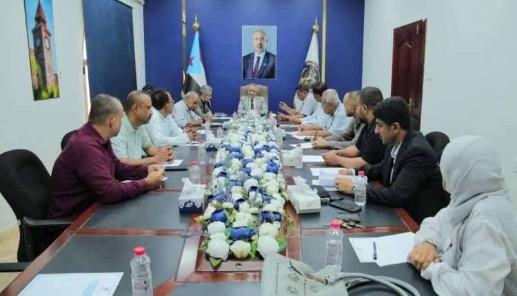الهيئة الوطنية للإعلام الجنوبي تعقد اجتماعها الدوري برئاسة اليافعي.