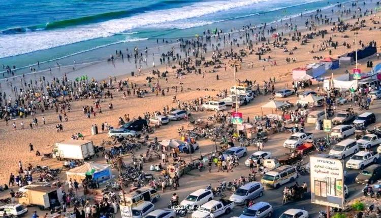 خفر السواحل بحضرموت ينقذ رجلاً ويواصل البحث عن فتى مفقود