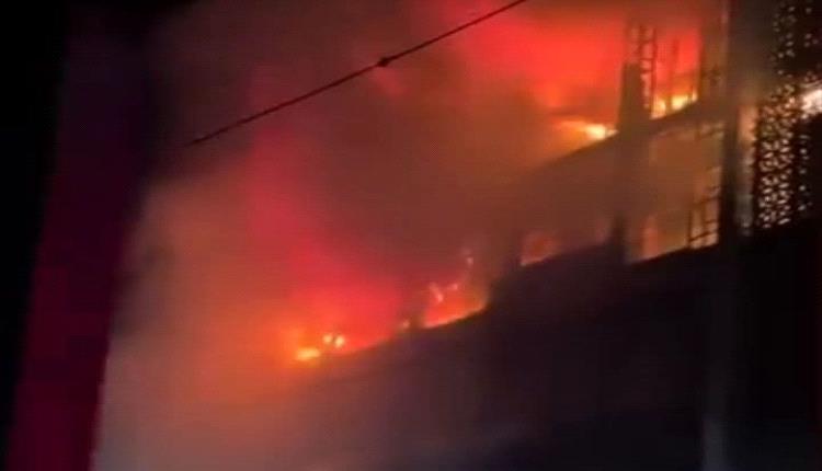 العراق: عدد قتلى حريق  المول التجاري بمدينة الكوت يتجاوز الـ60 شخصا