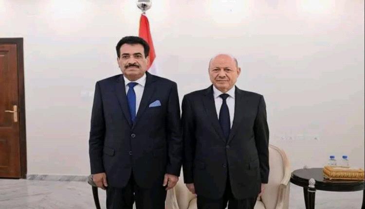 محافظ حضرموت يهنئ السفير سالم أحمد بلفقيه بمناسبة تعيينه سفيراً لدى جمهورية إندونيسيا الشقيقة