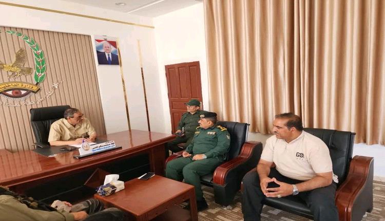 الأمين العام يتفقد إدارة أمن شبوة ويشيد بجهودها في تعزيز الاستقرار