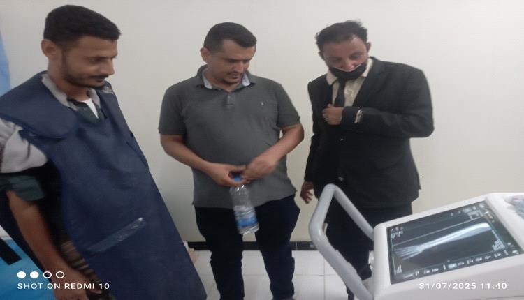 المدحدح يلتقي بالدكتور الربيعي والدكتورة معالي خلال زيارتهما لمستشفى أحور العام