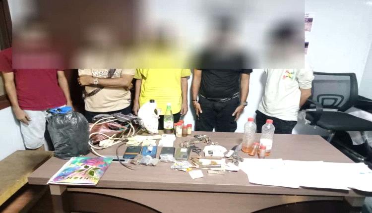 في عملية نوعية.. شرطة كريتر تلقي القبض على 5 أشخاص بحوزتهم مواد مخدرة