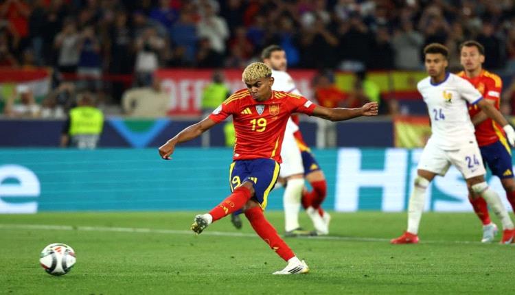 إسبانيا تصعد إلى نهائي دوري أمم أوروبا بفوز مثير على فرنسا