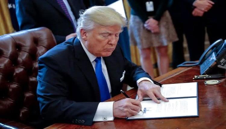 ترامب يفرض حظراً جديداً على دخول مواطني 12 دولة إلى الولايات المتحدة بينها اليمن