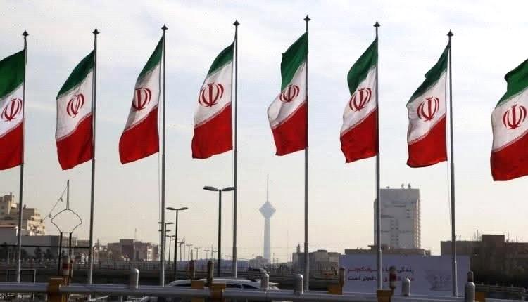 طهران تندد بمنع الولايات المتحدة دخول الإيرانيين إلى أراضيها