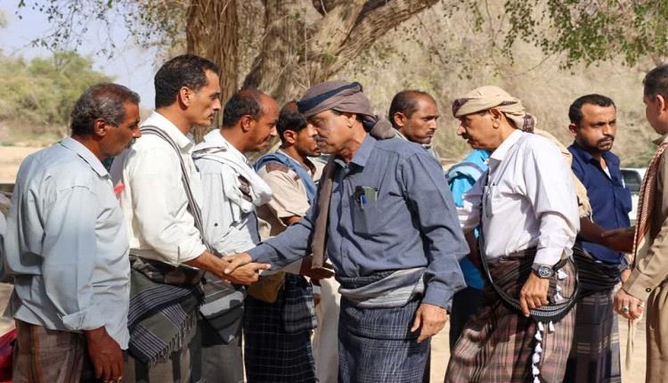 شبوه..الأمين العام وعدد من قيادات السلطة المحلية يصلون مديرية جردان لتقديم العزاء في الدكتور سالم بن سريع
