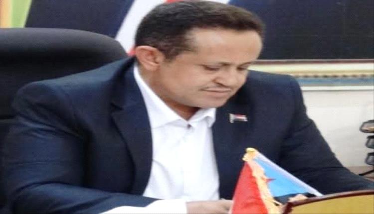رئيس انتقالي لحج” الحالمي” يوجّه نداءً عاجلًا إلى رئيس الحكومة ووزير الكهرباء