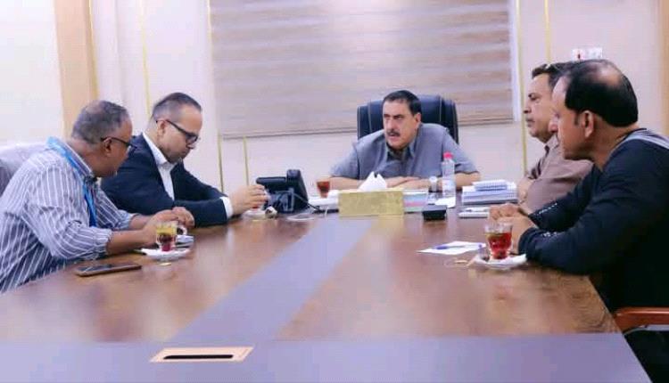 مدير أمن العاصمة عدن يبحث مع المفوضية السامية أوضاع اللاجئين والمهاجرين من القرن الأفريقي.
