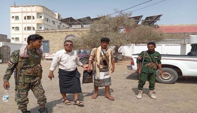 انتقالي خنفر يزور إدارة أمن المديرية ويتفقد أوضاع النزلاء في سجن جعار