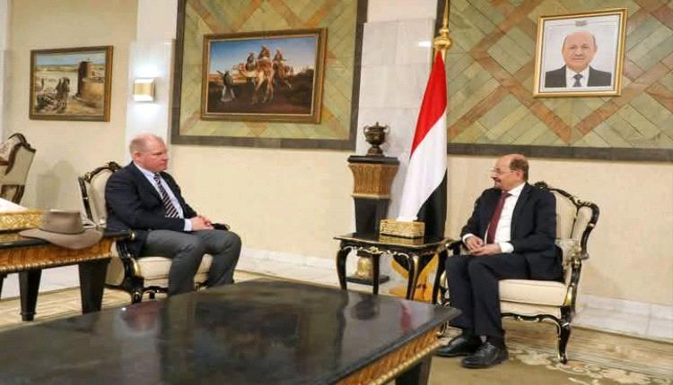 وزير الخارجية يلتقي السفير الأسترالي بمناسبة انتهاء فترة عمله