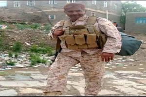 العميد عبد العزيز المنصوري يعزي في استشهاد البطل محمد صالح حسين الداوودي 