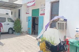 مدير مجمع حاشد الصحي بعدن د.  محمود علي حسن: بجهودنا ووفق إمكانياتنا المتاحة عملنا على إعادة الروح لكل اقسام المجمع