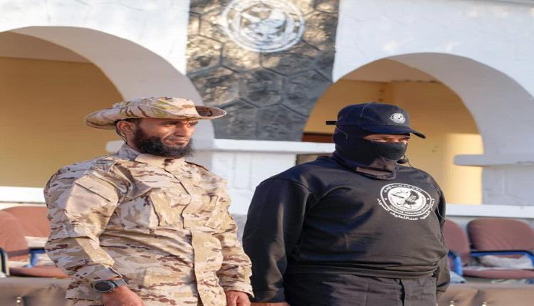 القائد الشنيني يبعث رسالة تهنئة ومباركة للعقيد مهدي حنتوش بمناسبة تعيينه قائدا لقوات خفر السواحل فرع أبين