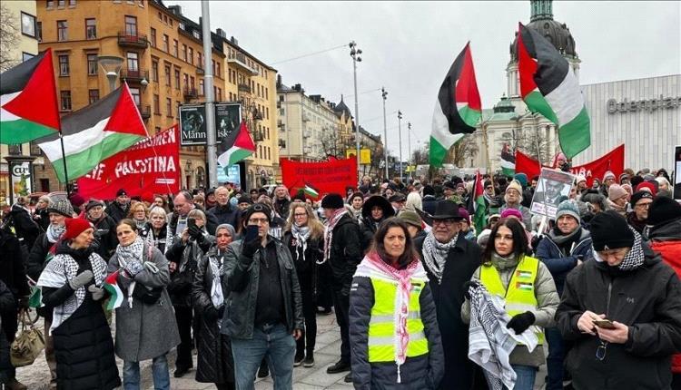 بيوم العمال.. مئات بالسويد يتظاهرون ضد الإبادة الإسرائيلية بغزة