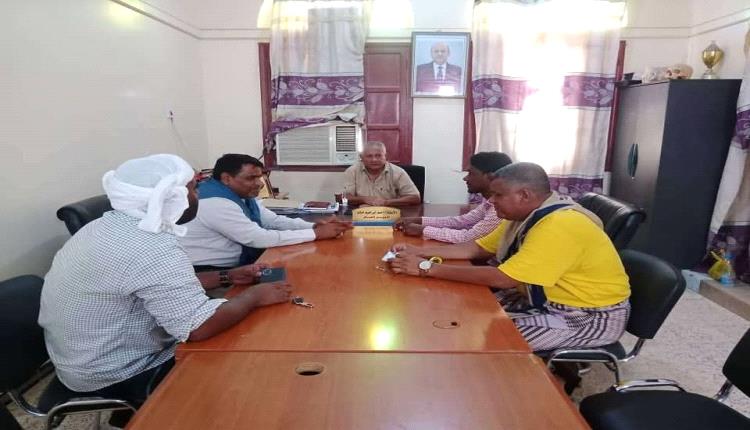 انتقالي سقطرى ينفذ نزولًا ميدانيًا إلى مكتب التربية ويبحث التحديات والاستعدادات لامتحانات الثانوية