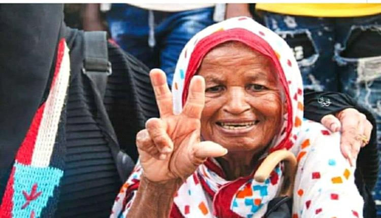وفاة المناضلة سبولة (أم الثوار).. ورئيس تنفيذية انتقالي أبين يشيد بتاريخها النضالي
