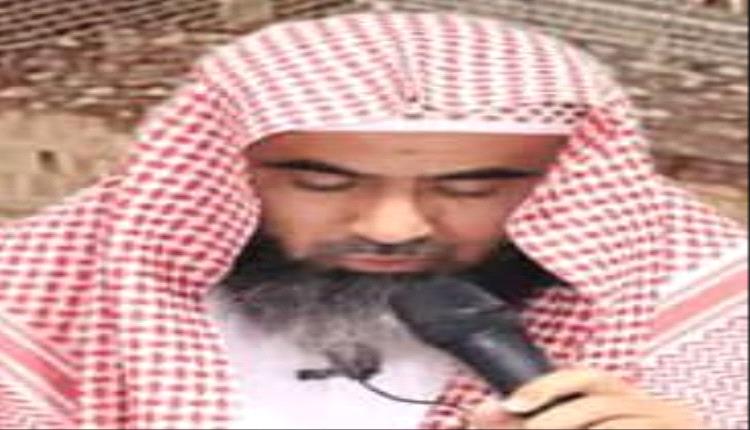 مشائخ وأعيان وقبائل العلوي يبعثون التهاني والتبريكات للشيخ عبدالرؤوف بن محمد مخور العلوي بمناسبة حصوله على شهادة الدكتوراه
