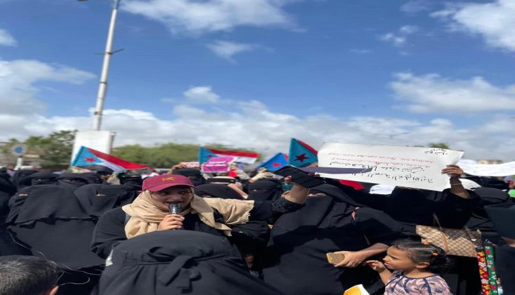 إنتفاضة "النسوان" السلمية مرحلة جديدة في تاريخ النضال الشعبي لإنتزاع الحقوق