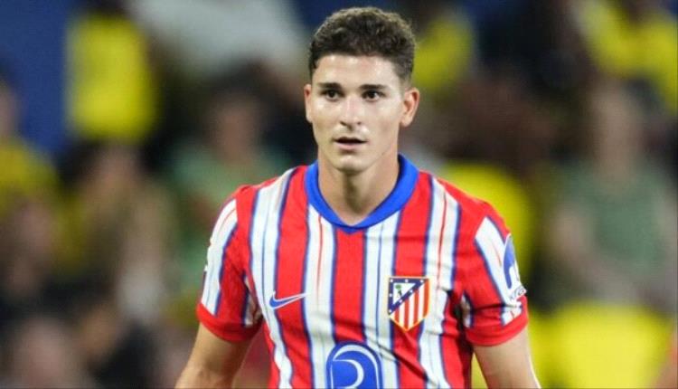 اتلتيكو مدريد واثق من بقاء جوليان الفاريز