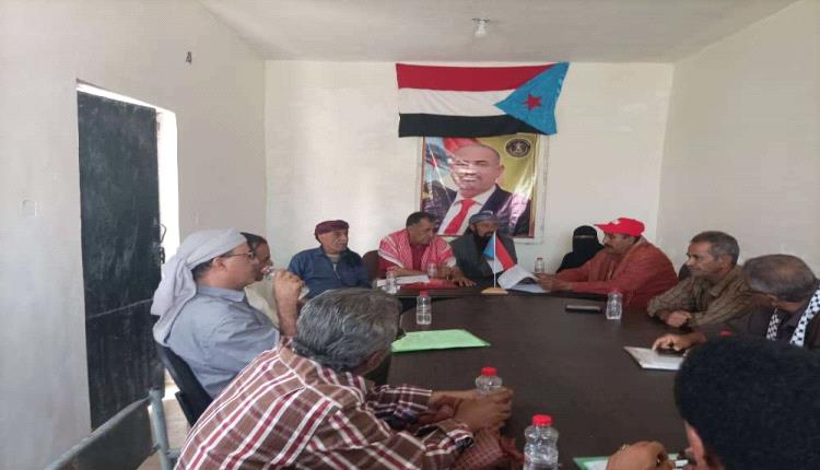 تنفيذية انتقالي لبعوس تناقش تقرير أداء قسم الشباب والرياضة
