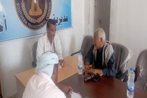 رئيس انتقالي أحور يناقش مع مدير كهرباء المديرية أبرز التحديات التي تواجه التيار الكهربائي