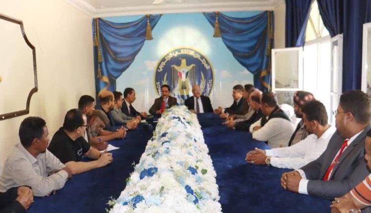 قيادة جديدة لانتقالي حضرموت.. الكثيري يشهد مراسم التسليم والاستلام بين المحمدي وباتيس في المكلا