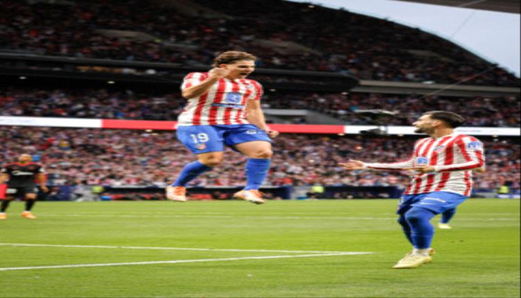 الدوري الاسباني: اتلتيكو مدريد يفوز على اشبيليه ويعادل نقاط برشلونة