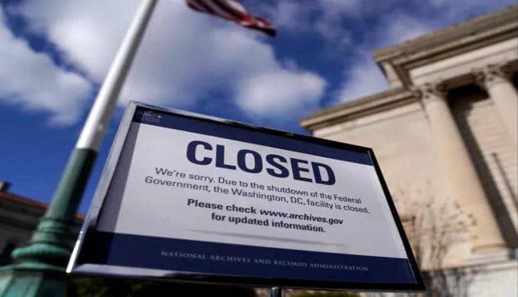 الإغلاق الحكومي الأمريكي يدخل أسبوعه الخامس.. الديمقراطيون يضغطون على ترامب لإنهاء الأزمة