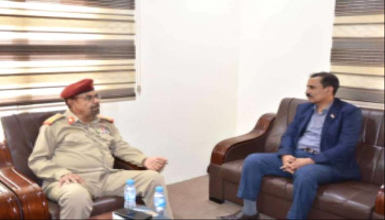 رئيس انتقالي حضرموت يلتقي رئيس مركز العمليات المشتركة لتعزيز الأمن والاستقرار