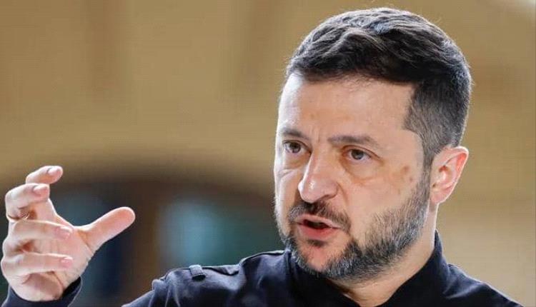 زيلينسكي يطالب واشنطن بأسلحة بعيدة المدى لتعزيز قدرات أوكرانيا ضد روسيا