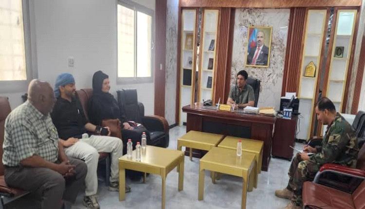 العميد الحوشبي يبحث مع وفد منظمة أطباء بلا حدود البلجيكية سبل تسهيل اعمالها في الجنوب