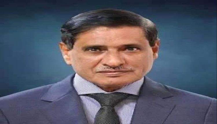 عضو مجلس القيادة الرئاسي اللواء البحسني يقدّم التعازي في وفاة الشيخ أبوبكر باعباد