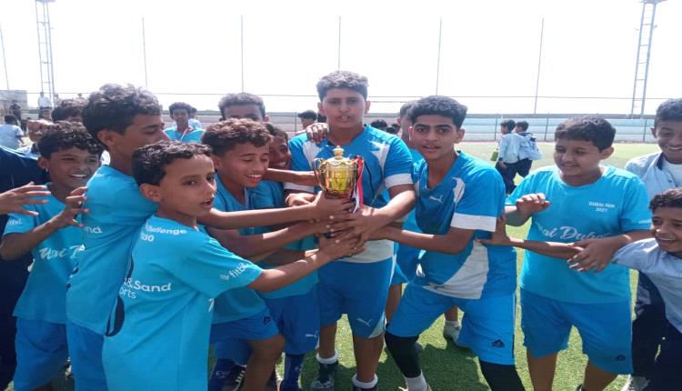 الصف الثامن ج بطلاً للدوري المدرسي لمدارس الأوائل الأهلية الحديثة بجعار