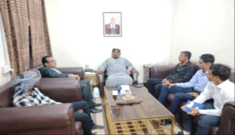 محافظ سقطرى يشيد بدور مركز البحوث والدراسات الاستراتيجية في دعم التنمية بالمحافظة