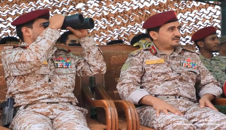مصادر ديفانس لاين:
 *يوسف المداني لم يُباشر عمله في رئاسة أركان قوات الحوثيين، وقيادة الجماعة نقلت بعض مسئولياته لقيادات أخرى