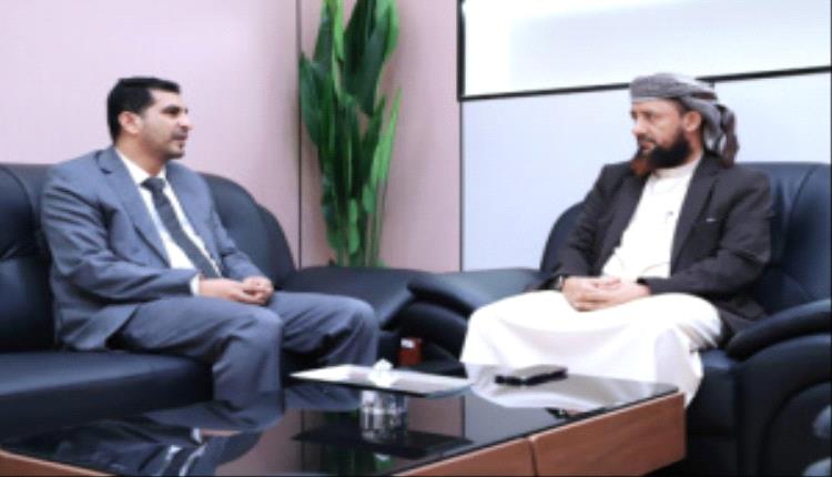 “تنسيق قانوني مشترك بين وزارتي الأوقاف والشؤون القانونية لتعزيز العمل المؤسسي بعدن