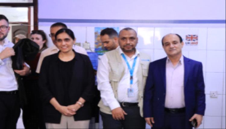 وفد دولي رفيع من الخارجية البريطانية واليونيسف يزور مجمع دار سعد الصحي ويبحث تعزيز الدعم للخدمات الطبية