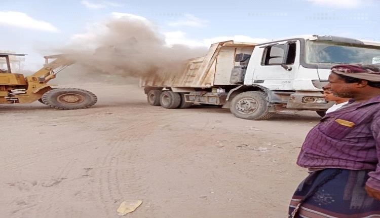 صندوق النظافة بخنفر ينفّذ حملة نظافة شاملة في منطقة عبر عثمان