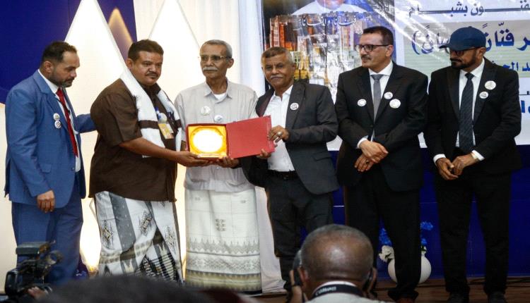 إشهار كتاب "بدوي زبير فنانًا وإنسانًا" في يوبيله الفضي.. تخليدًا لمسيرة جوهرة الطرب بعد 25 عامًا على رحيله